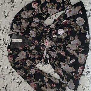 NWT Alice and Olivia top S